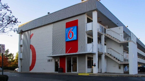 Studio 6-Little Rock, AR - West image 1